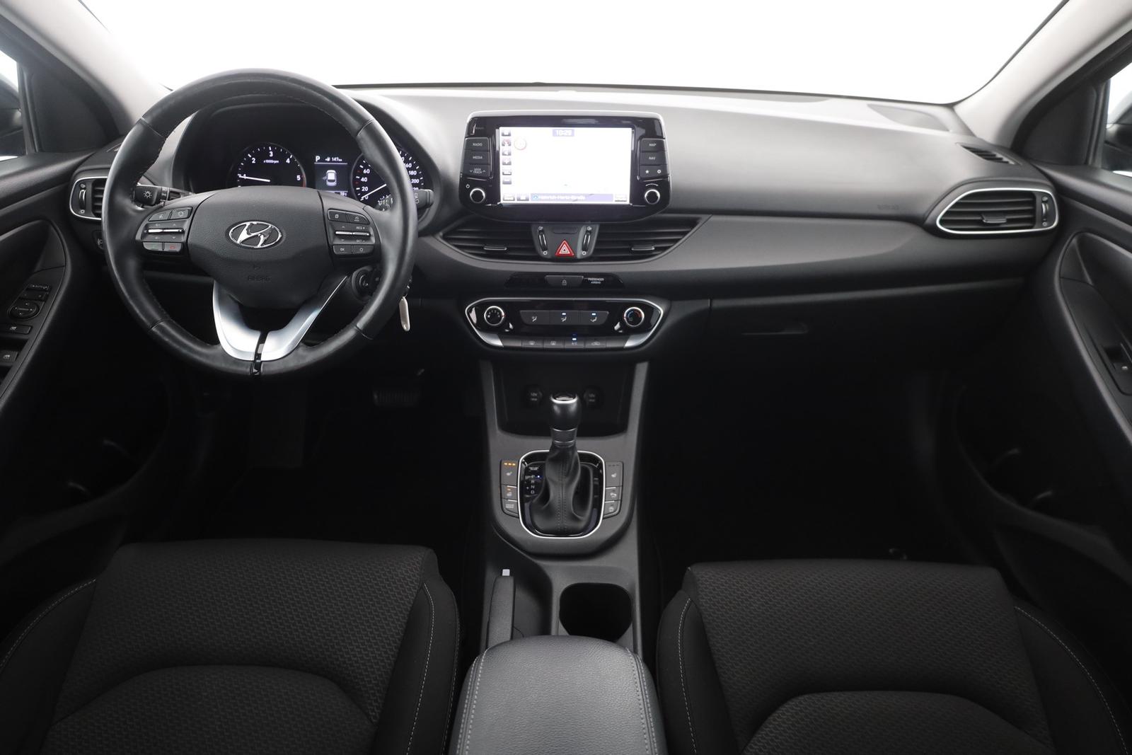 Hyundai i30 1.6 CRDi Aut. Navi Sitzheizung Kamera