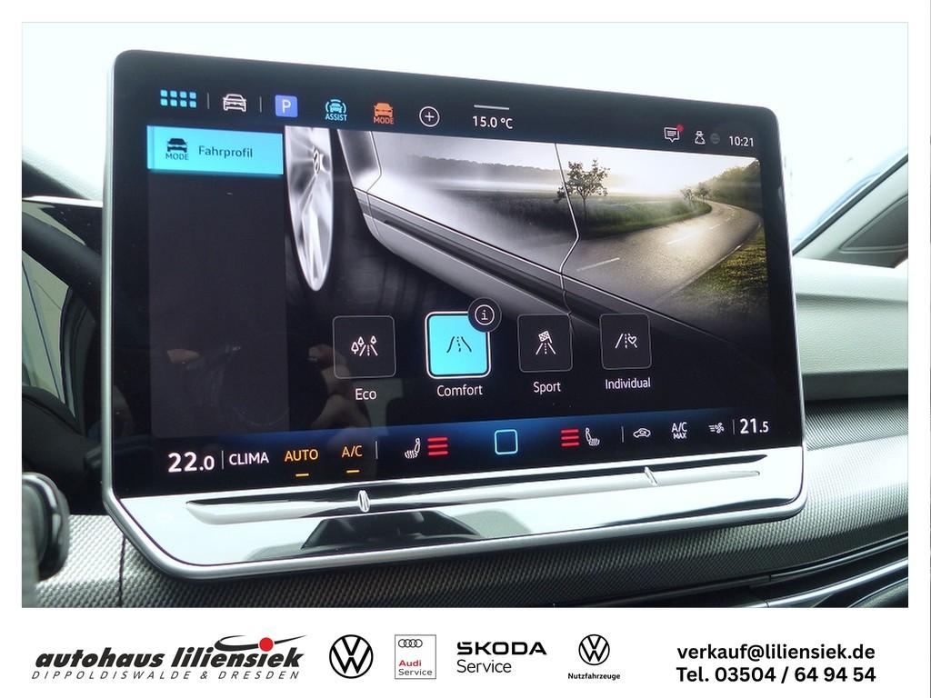 Volkswagen Golf 8 1.5 eTSI DSG R-Line ACC/LED/RFK, миниатюра 17