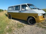 Volkswagen T4 syncro lang 2,5 tdi  sehr schöner Zustand - Volkswagen T4 mit Diesel-Antrieb: Allradantrieb