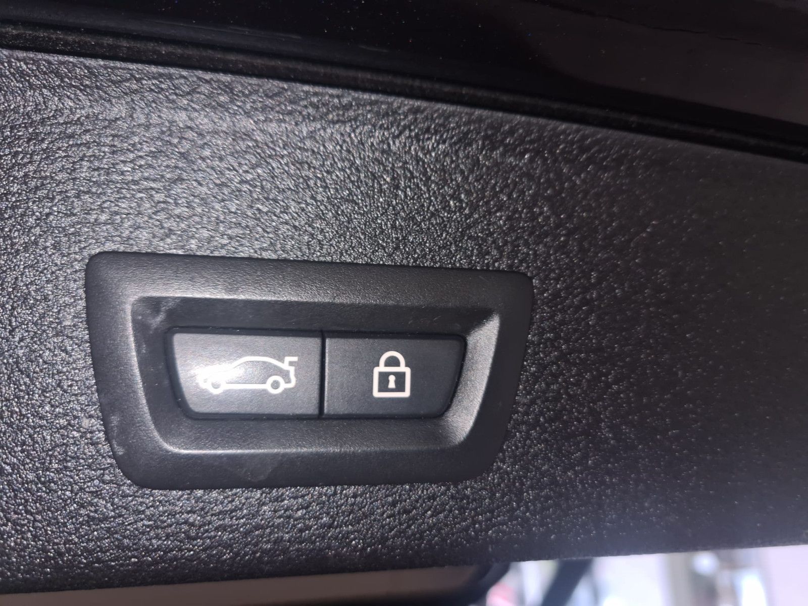 Fahrzeugabbildung BMW X3 xDrive 20 d Advantage / 1. Hand / PANO /