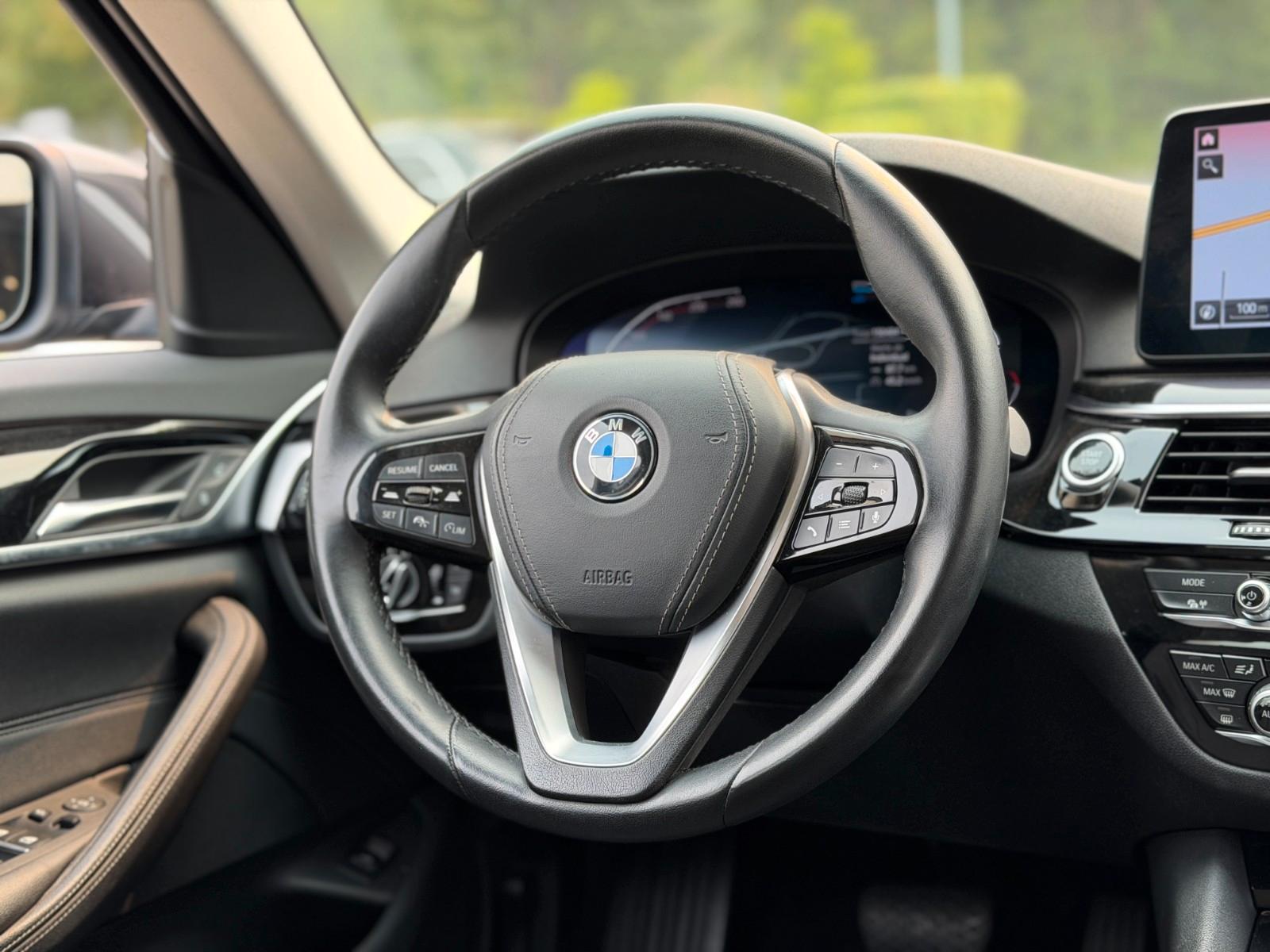 BMW 520 d Touring Garantie*KeyL*Navi*Car Play*Ambien
