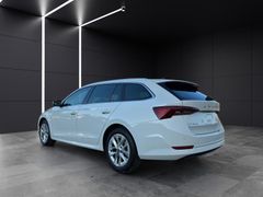 SKODA Octavia Combi 2.0TDI Style|VirtualCockpit|Matrix