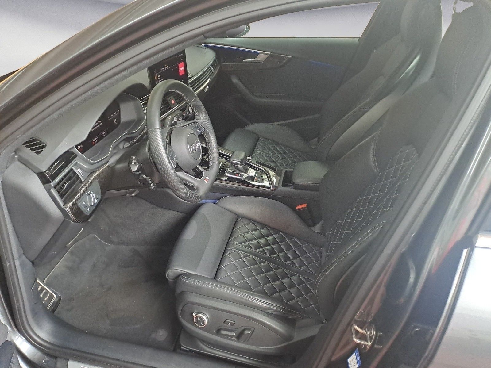 Audi S4 Limousine TDI foto 10