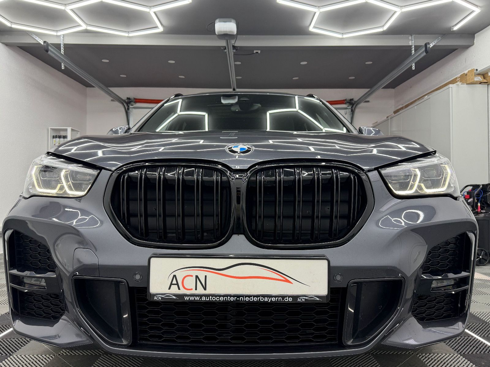 Fahrzeugabbildung BMW X1 sDrive 20 d M SPORT/KAM/LED/PANO/ACC