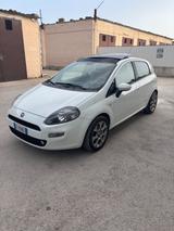 Fiat Punto 1.3 MJT II S&S 85 CV 5 porte ECO Loun - Fiat Punto mit Panoramadach