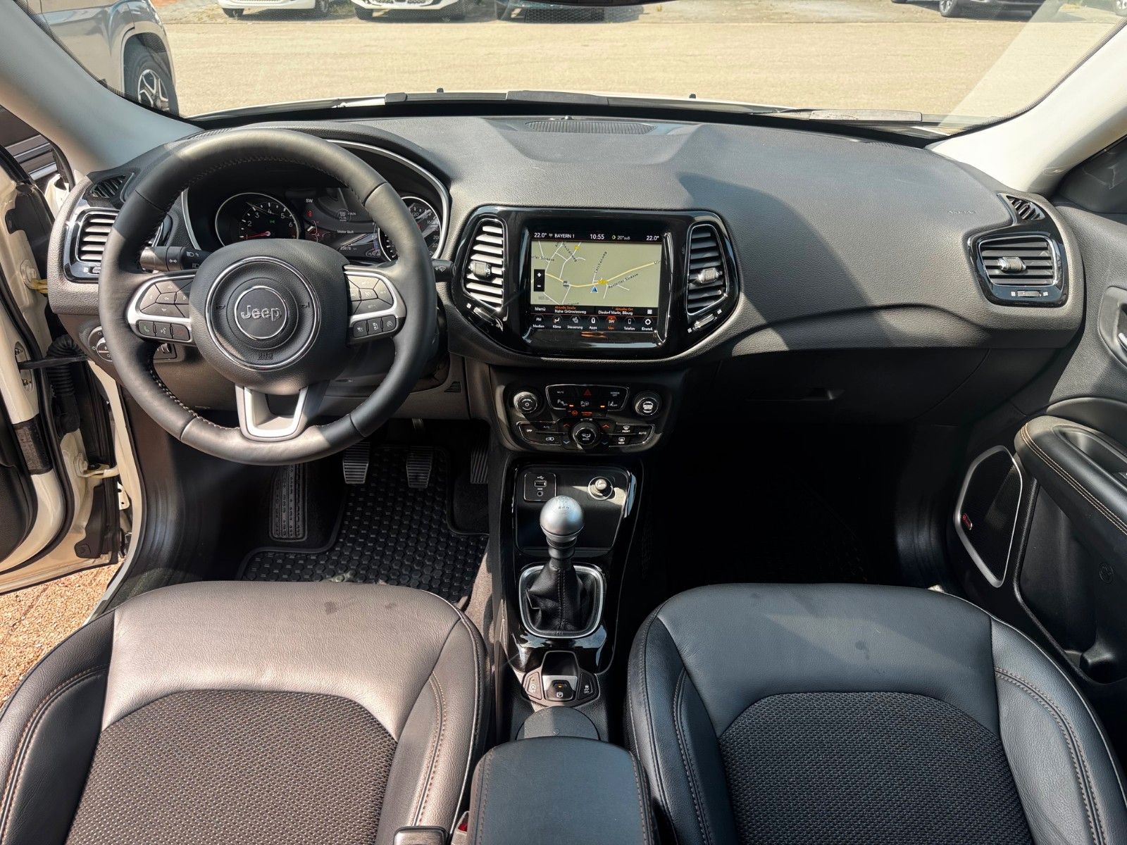 Fahrzeugabbildung Jeep Compass 1.4 Limited NAVI BEATS KAMERA ACC