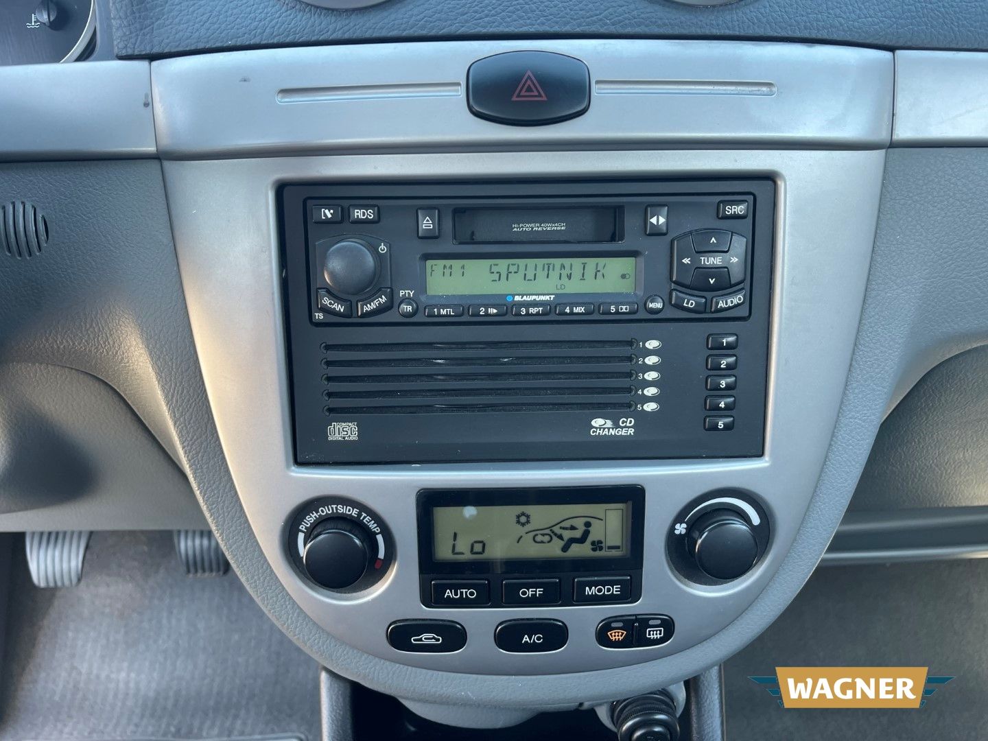 Fahrzeugabbildung Chevrolet Nubira Wagon CDX Klimaautomatik Isofix