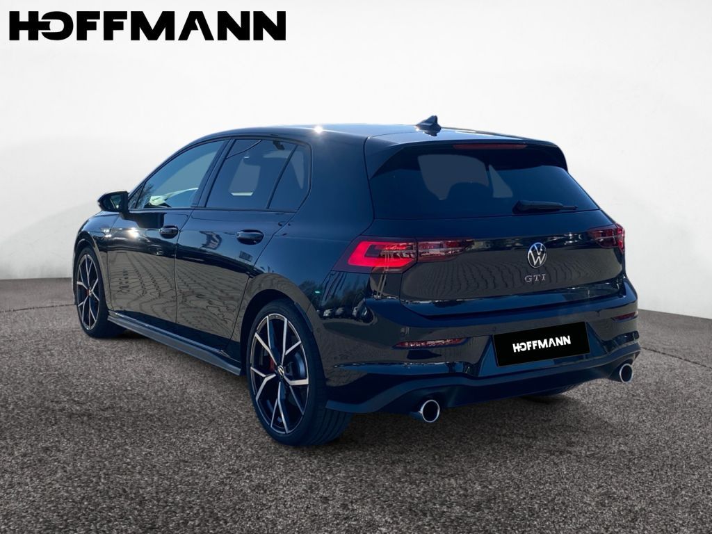 Fahrzeugabbildung Volkswagen Golf 2.0 TSI DSG GTI ACC  LED-Matrix