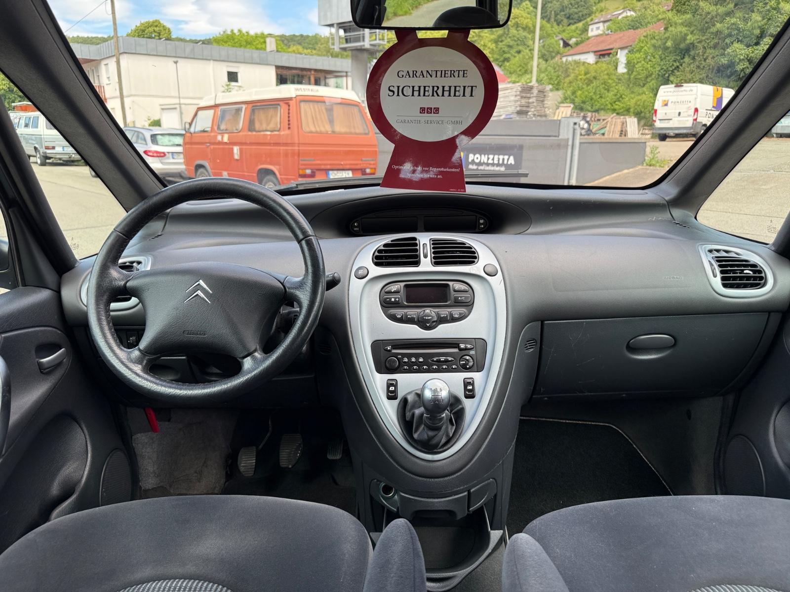 Citroën Xsara Picasso 1.6 16V Confort*KLIMAAUT.*1-HA*AHK