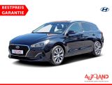 Hyundai i30 1.6 CRDi Premium Navi Kamera DAB AHK PDC USB - Hyundai i30 mit Diesel-Antrieb: Kombi, 1.6