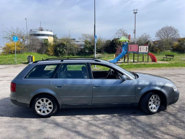 Audi A6 2.5 V6 TDI cat Avant Ambiente