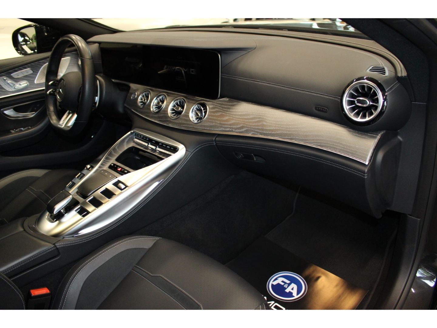 Fahrzeugabbildung Mercedes-Benz AMG GT 43 4Matic+ LED*GSD*MWST*Burmester*360°