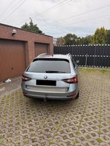Skoda Superb 2.0 TDI SCR 140kW DSG 4x4 L&K COMBI L&K - Skoda Superb: 140