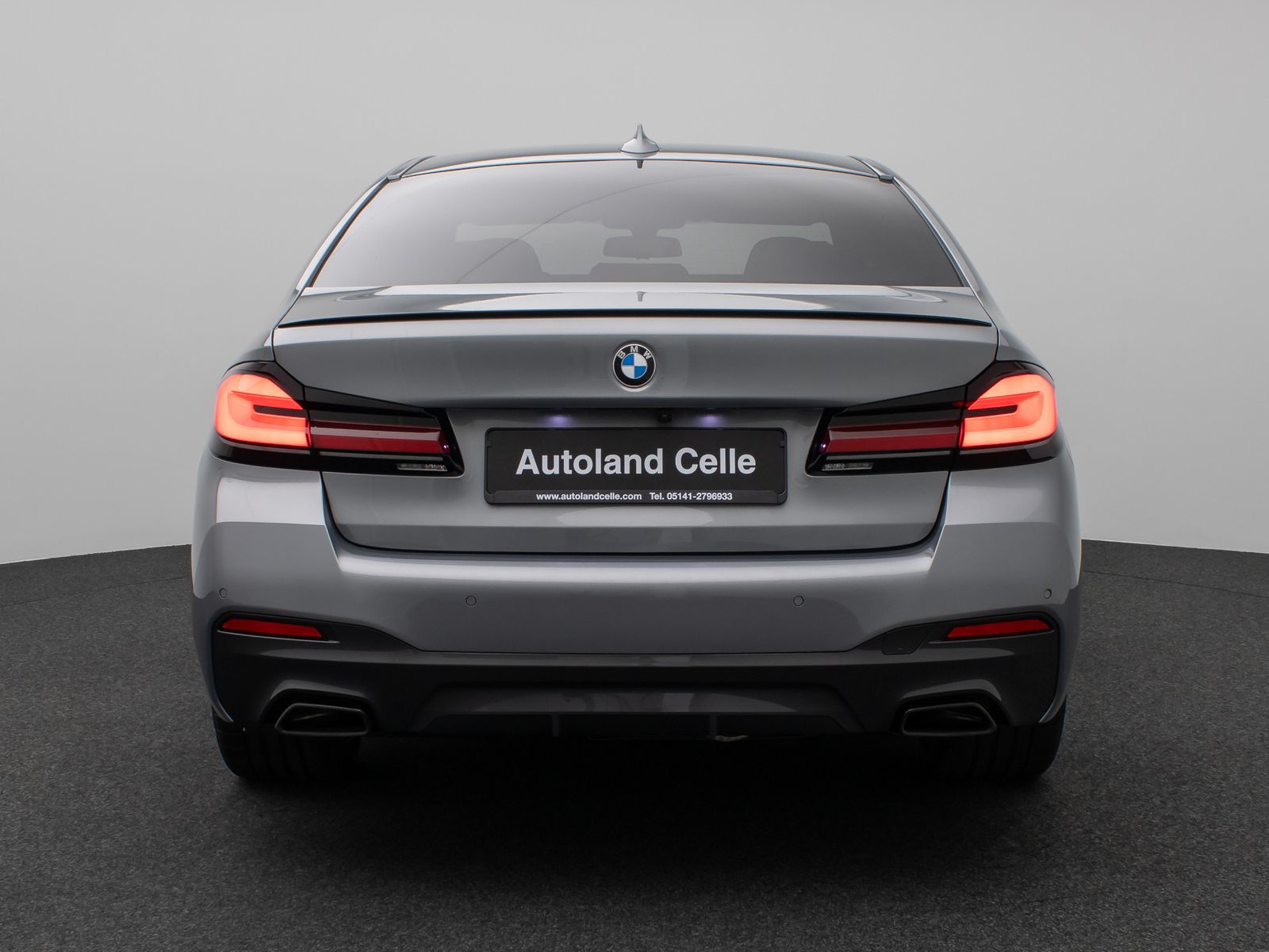 Fahrzeugabbildung BMW 530d M Sport 360°Laser B&W HUD Individual 19Zoll