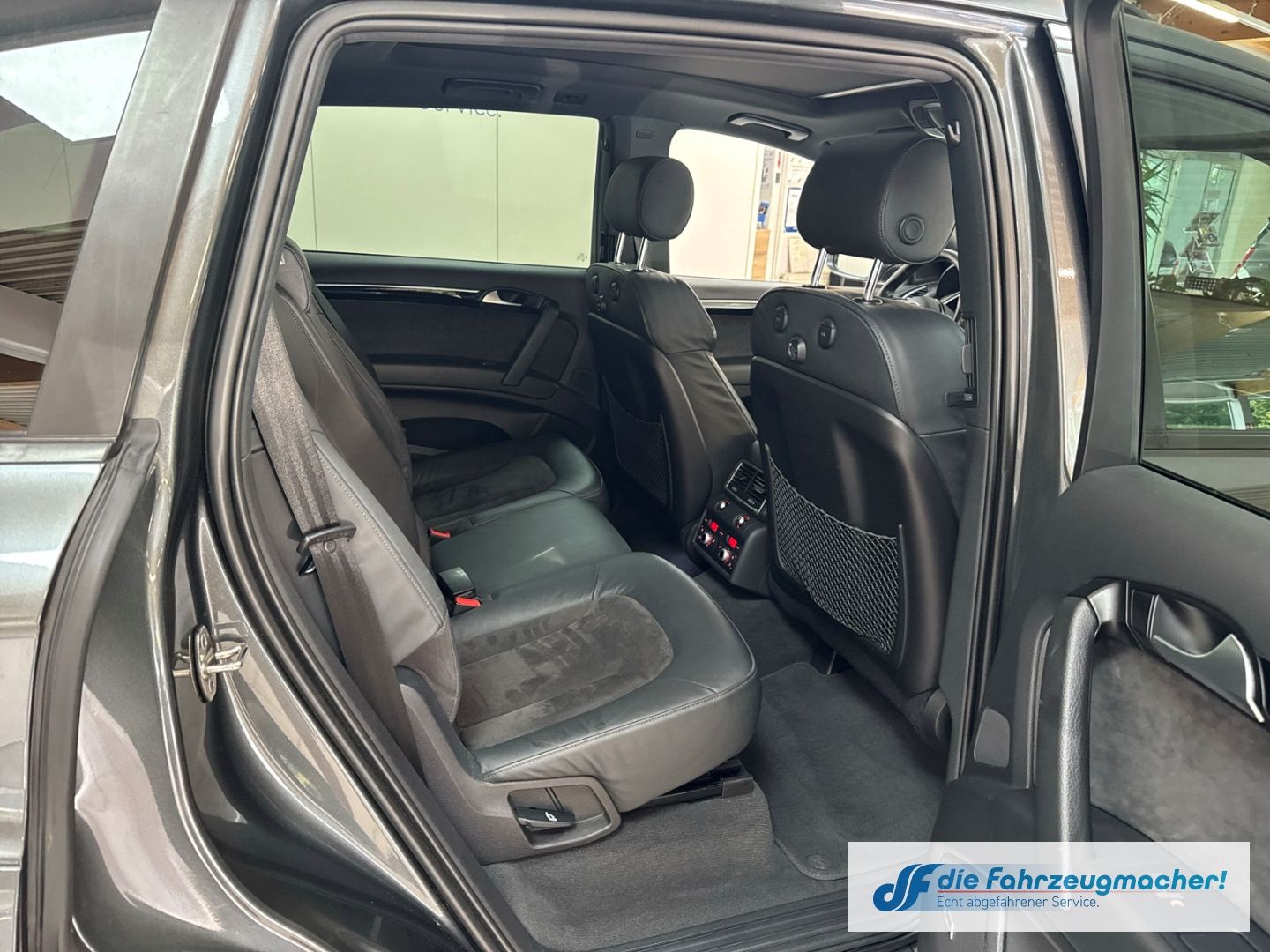 Fahrzeugabbildung Audi Q7 3.0 TDI quattro S line Plus Edition 7.Si.AHK