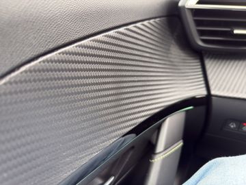 Peugeot 208 e GT Pack 136 50kWH Navi+RFK+SHZ+Carplay+Pan