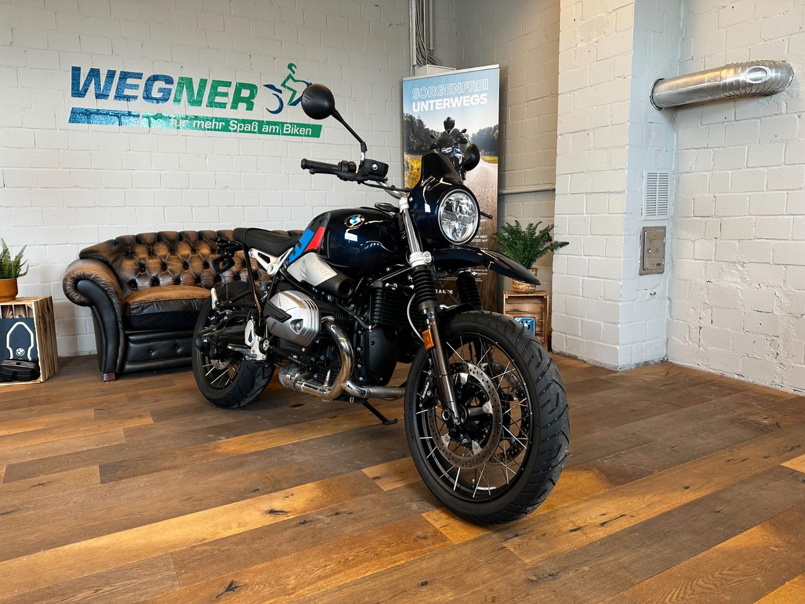 Fahrzeugabbildung BMW RnineT Urban GS - BMW Werksmaschine, wenig KM!