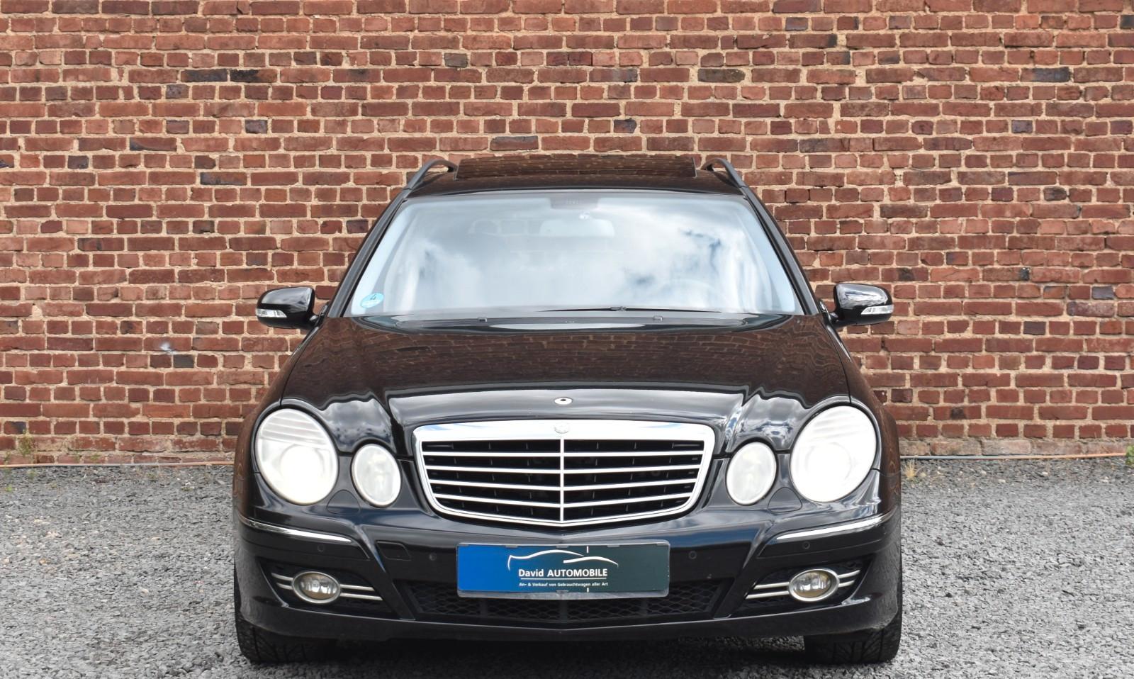 Mercedes-Benz E280 2008 — rear view