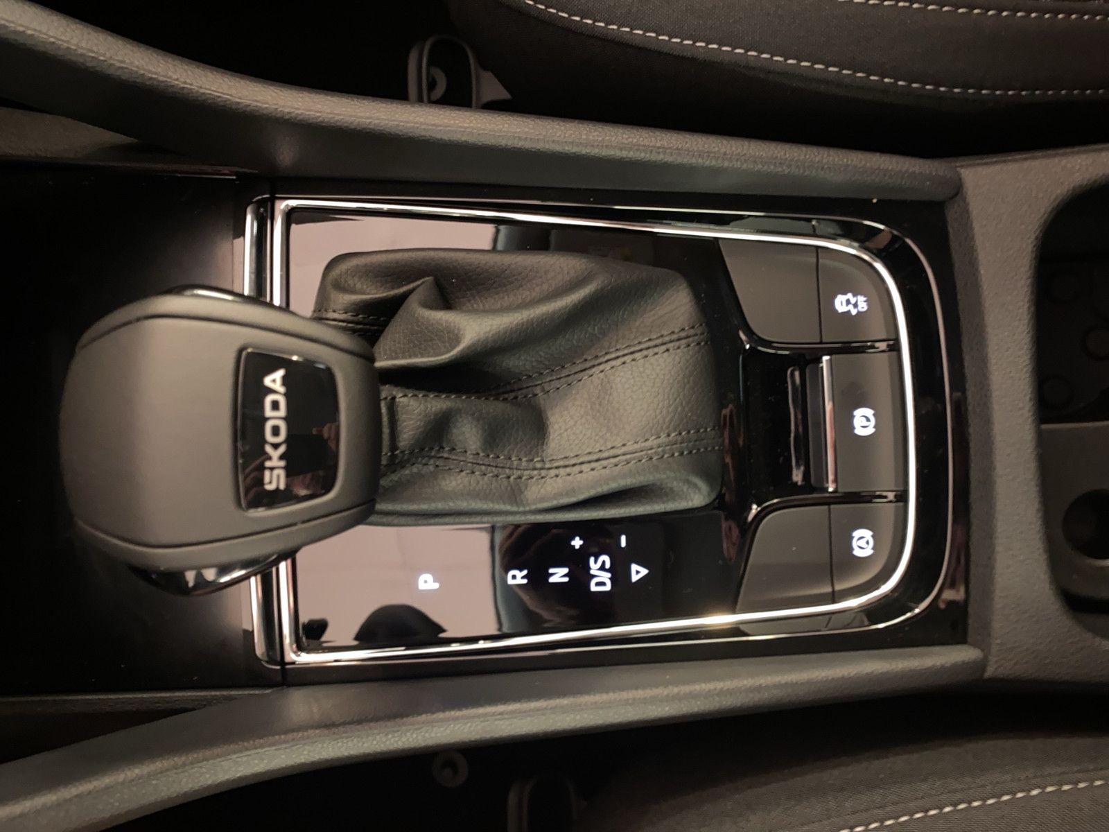 Skoda Karoq - Bild 19