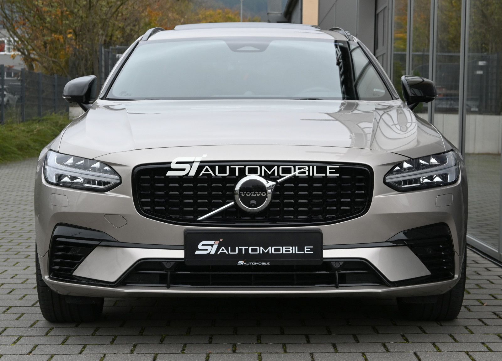 Fahrzeugabbildung Volvo V90 T8 AWD Recharge Ultimate Dark °UVP 96.060€°