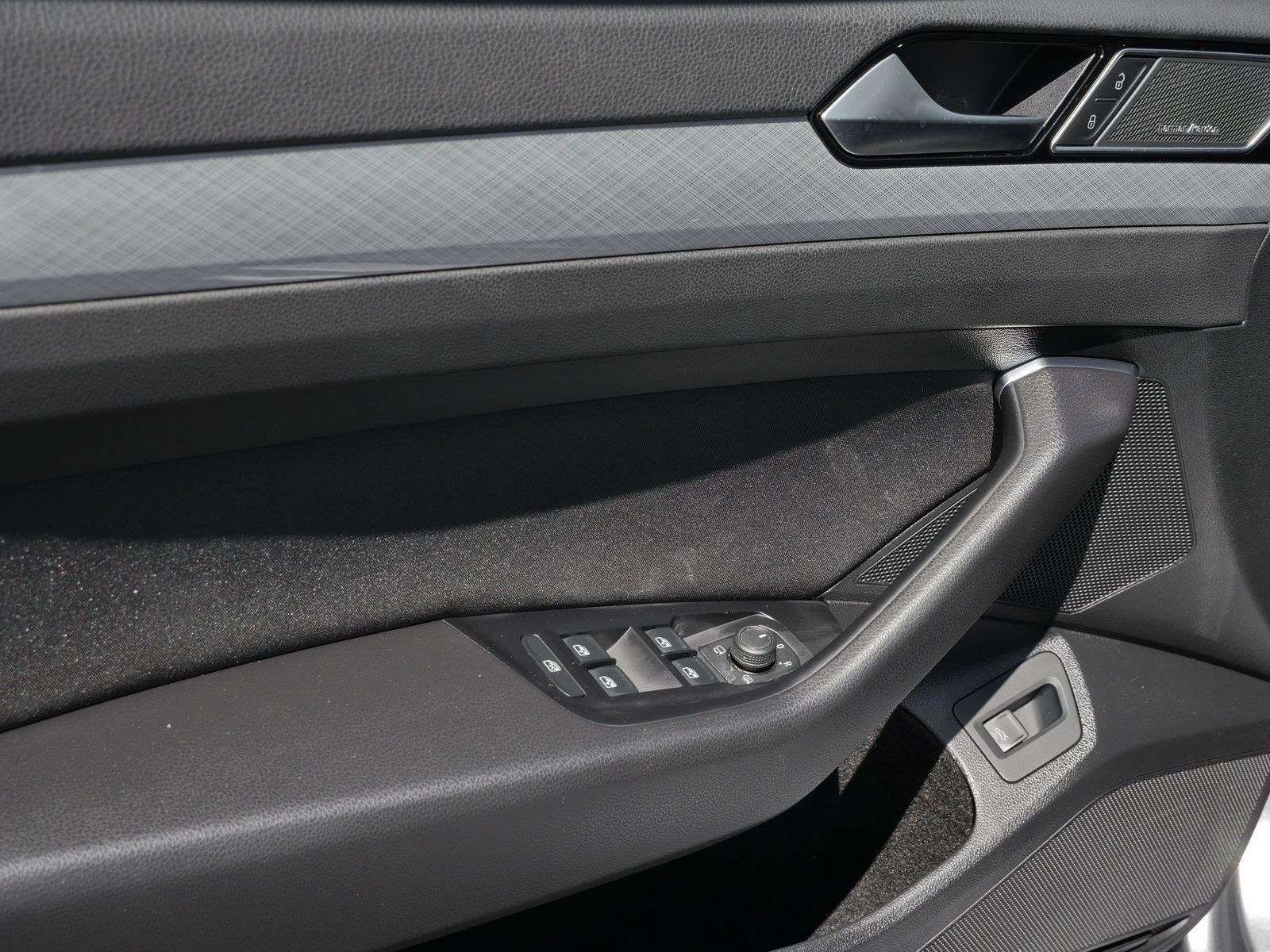 Volkswagen Passat Variant - Bild 21
