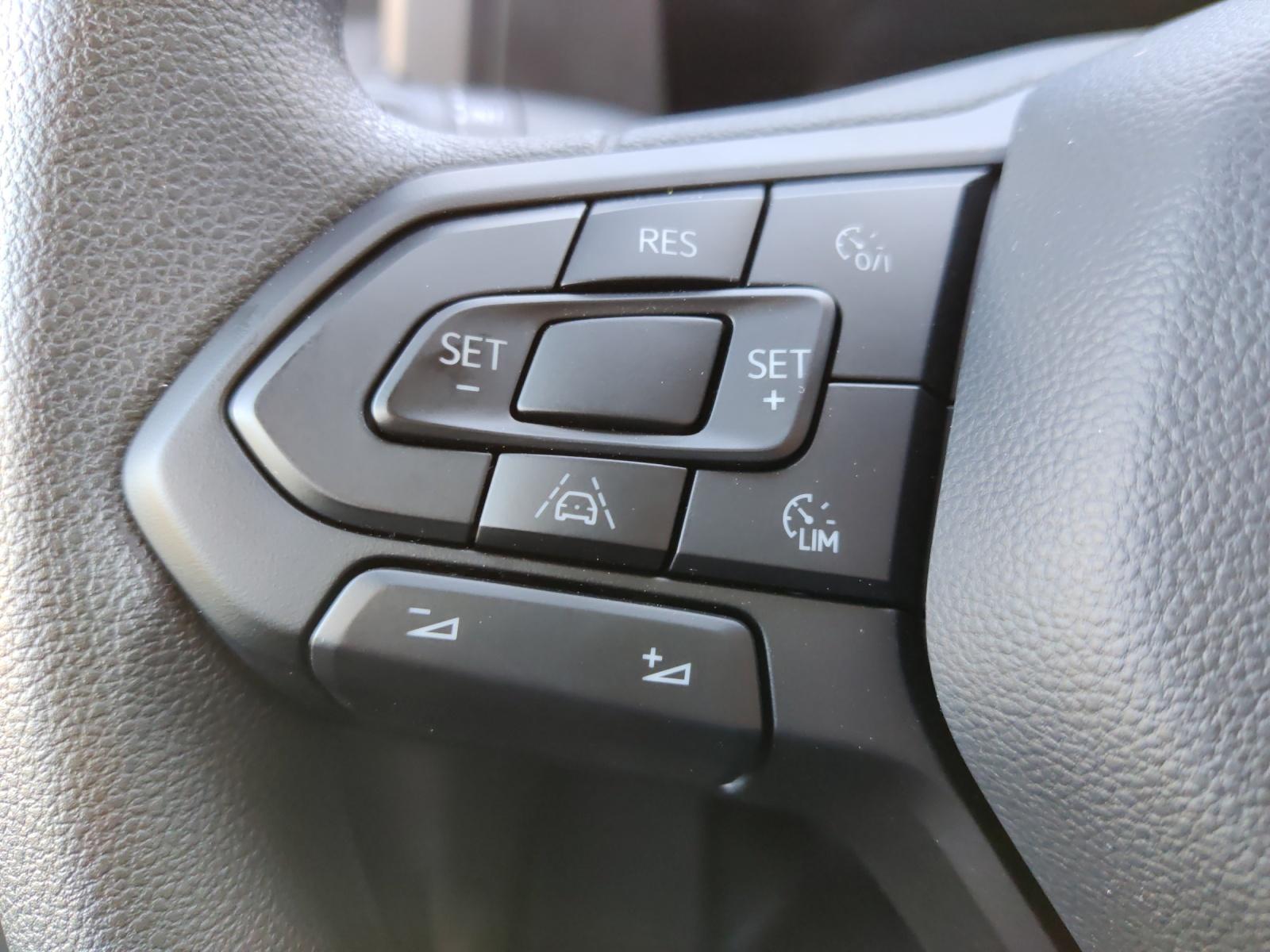 Volkswagen T7 e-Transporter Kasten LR LED AHK