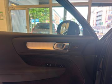 Volvo XC40 - 10