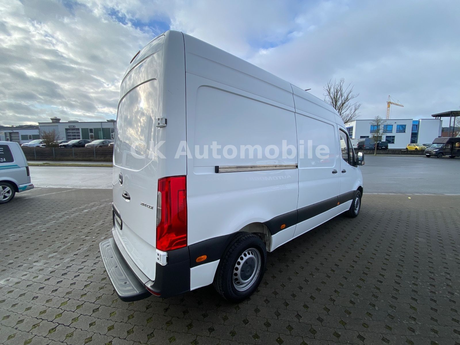 Fahrzeugabbildung Mercedes-Benz Sprinter III Kasten 214 CDI FWD L2H2/Klimaanlage