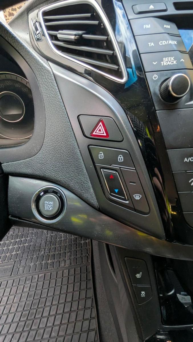 Hyundai i40 2013 — photo 15