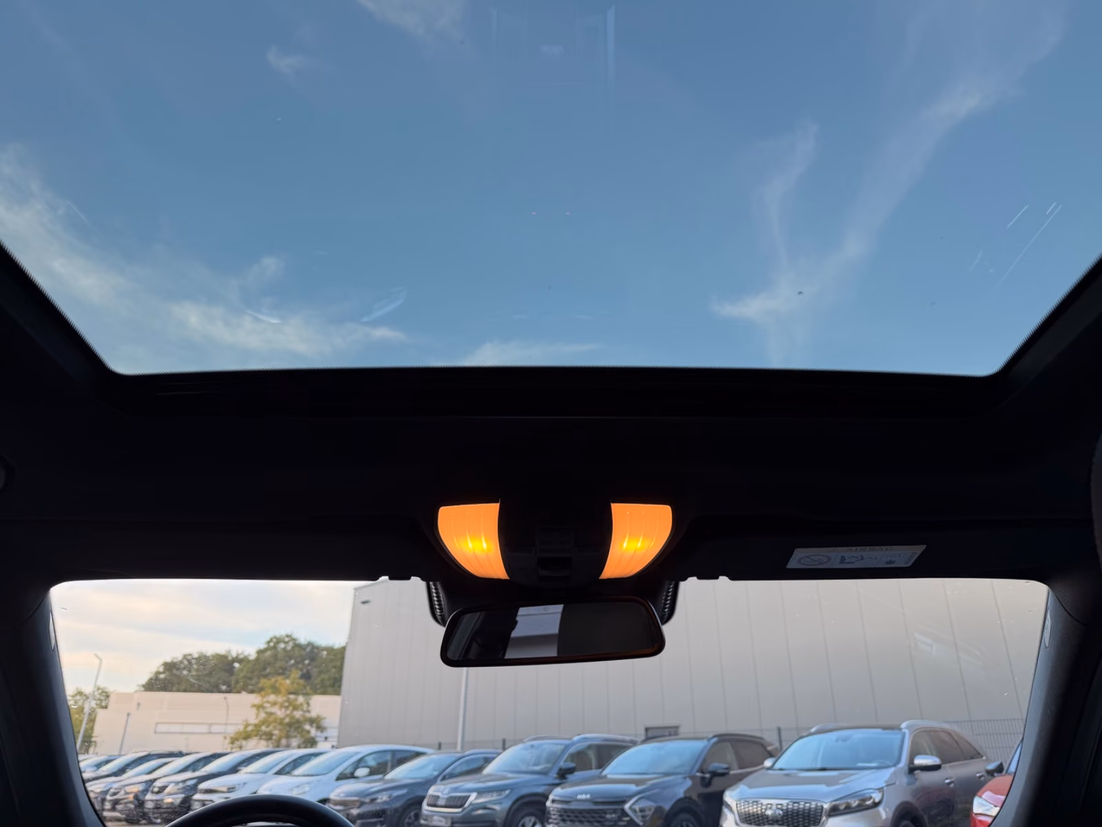 Mercedes-Benz E 500/ AMG LINE/PANO/SHZ/LEDER/MEMORY/LED