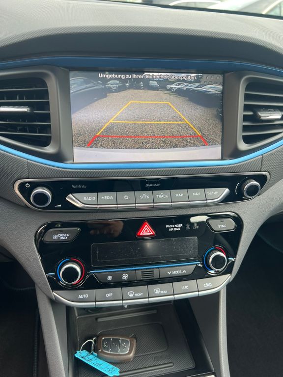Hyundai Ioniq 1.6l GDi PLUG-IN HYBRID Premium*Voll*Top