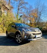 Toyota RAV 4 2,2-l-D-4D 4x4 - Toyota RAV 4 in Bochum