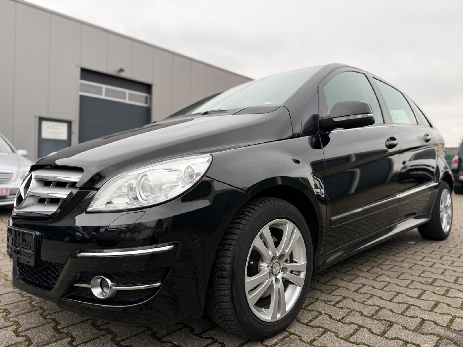 Mercedes-Benz B 200*Turbo*PANO*LEDER*HARMAN&KARDON SOUNDANL.*