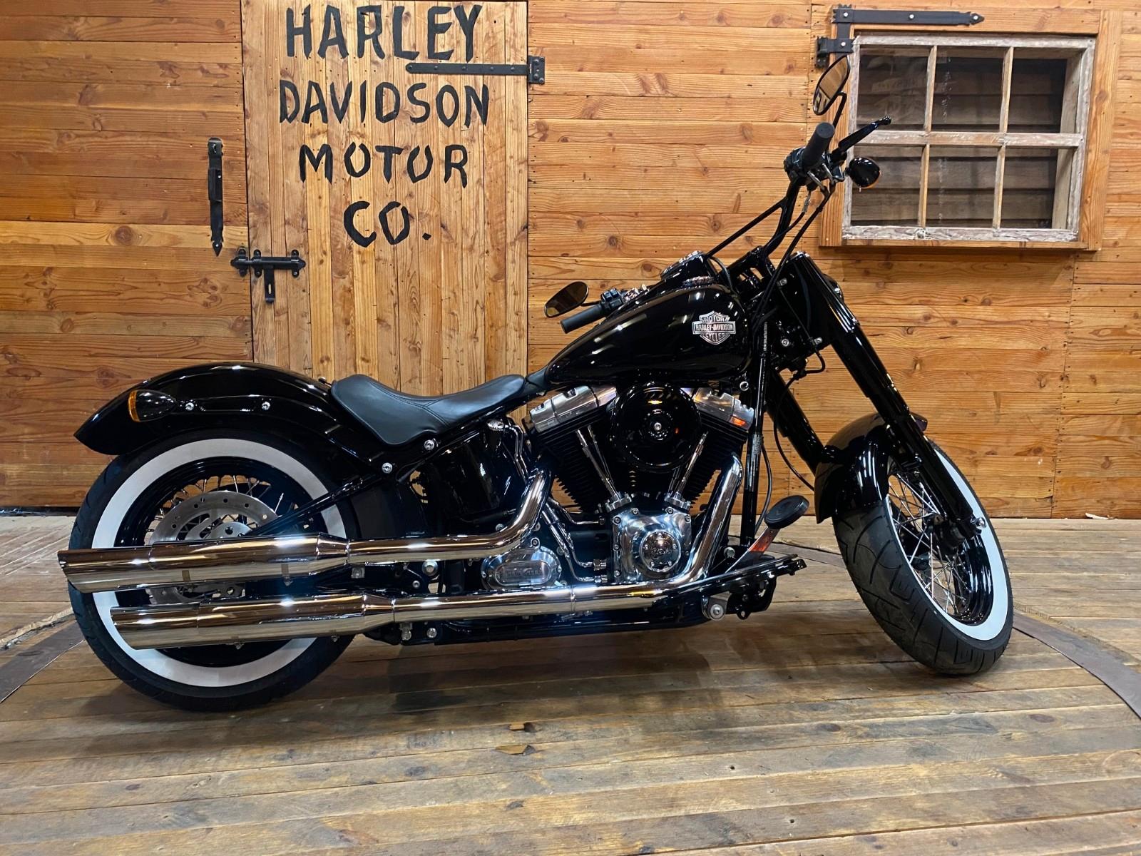 Harley-Davidson 2015  Softail Slim - 1. Hand - nur 1.160 Meilen