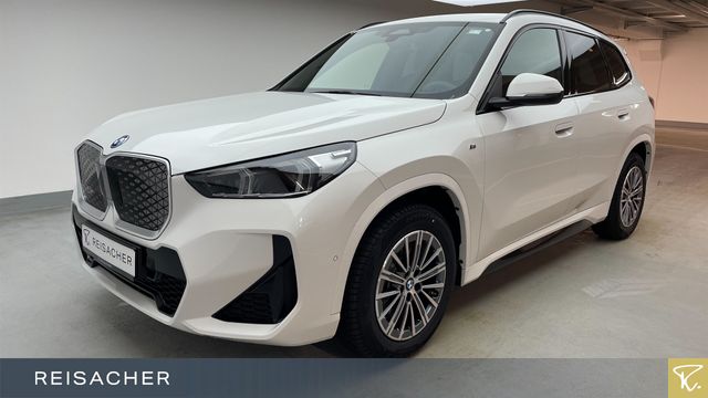 BMW iX1 A xDrive30 M-Sport,AHK,Autom