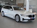 BMW 530 d xDrive TOURING LIVE DIG.DASH AHK CAM 8xALU - BMW 530: Xd