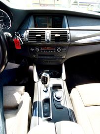 BMW X6 - 12