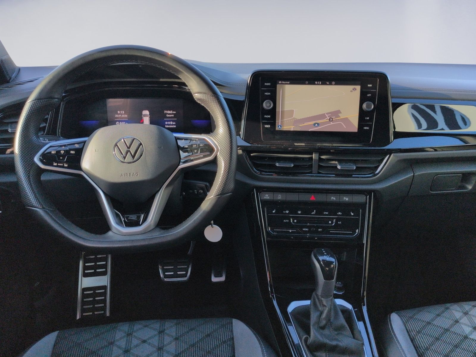 T-Roc 1.5 TSI DSG R Line NAVI+ACC+KAMERA+MATRIX