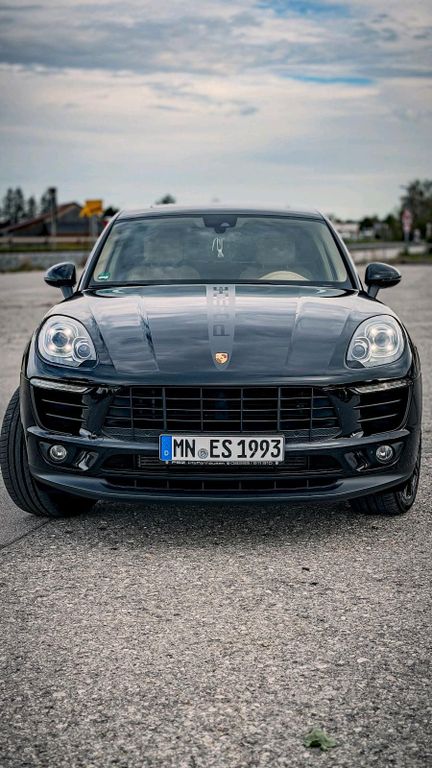 Image of Porsche Macan