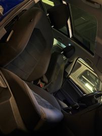 Volkswagen Golf - 12