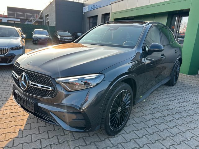 Mercedes-Benz GLC 300d 4M AMG Night -ACC-Pano-RFK-20Z