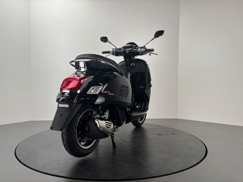Fahrzeugabbildung Vespa GTS 125 FL SUPER *2026 NEUFAHRZEUG*