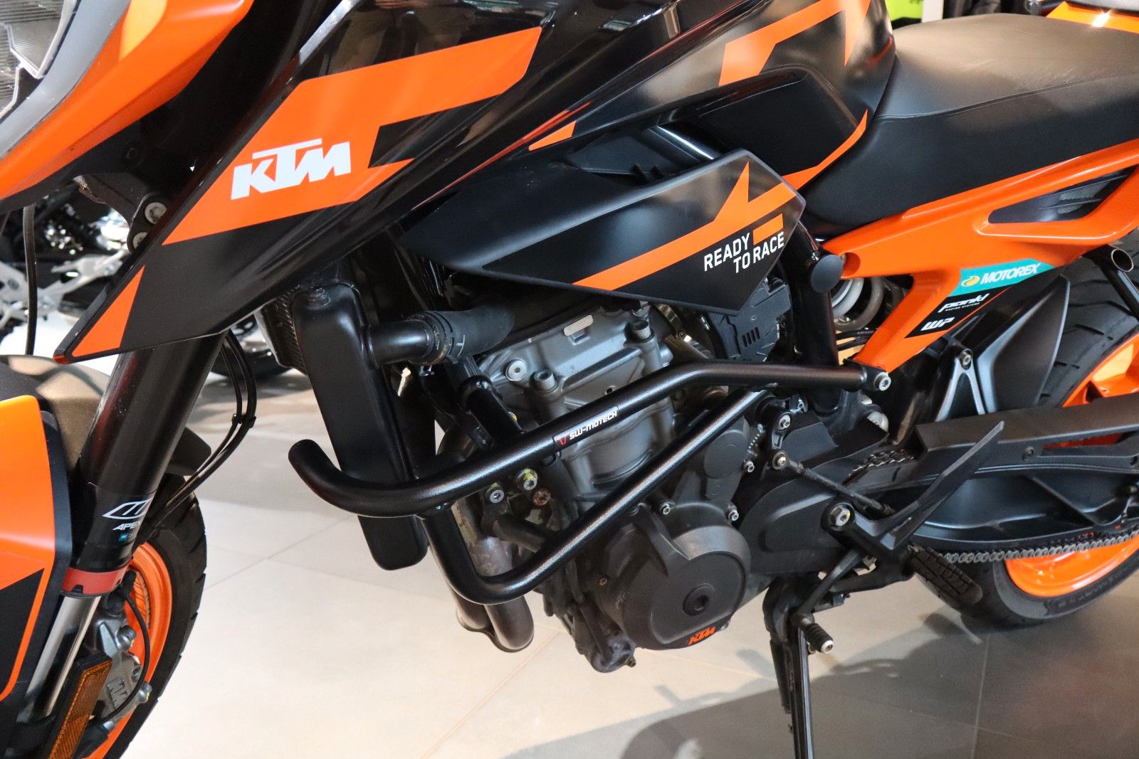 Fahrzeugabbildung KTM 890 Duke GP