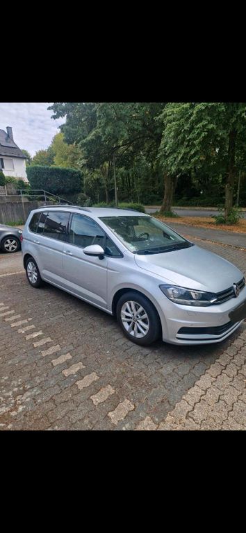 Image of Volkswagen Touran