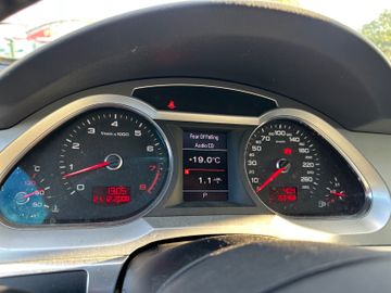 Audi A6 - 6