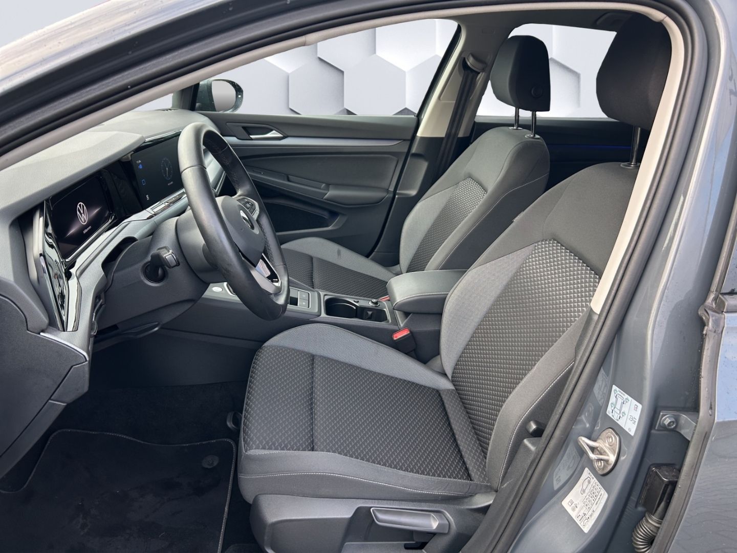 Golf VIII Active Life 1.5 TSI OPF 110 kW 6-Gang 