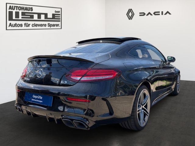 Fahrzeugabbildung Mercedes-Benz C 63 AMG Coupe Panodach Burmester 19'' LED