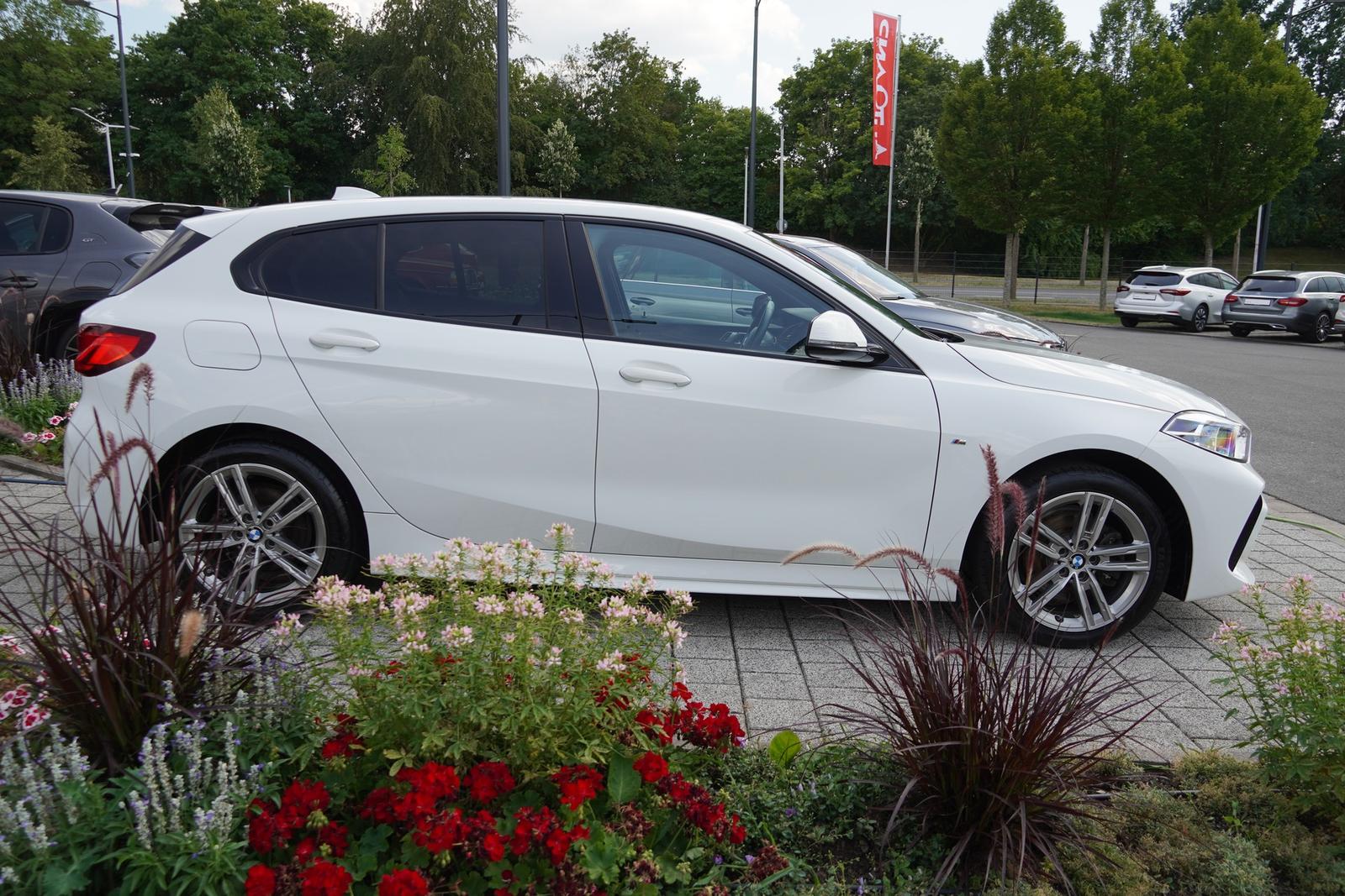 BMW 118 i M Sport Klimaaut. LED Navi PDC Tempomat USB, миниатюра 9