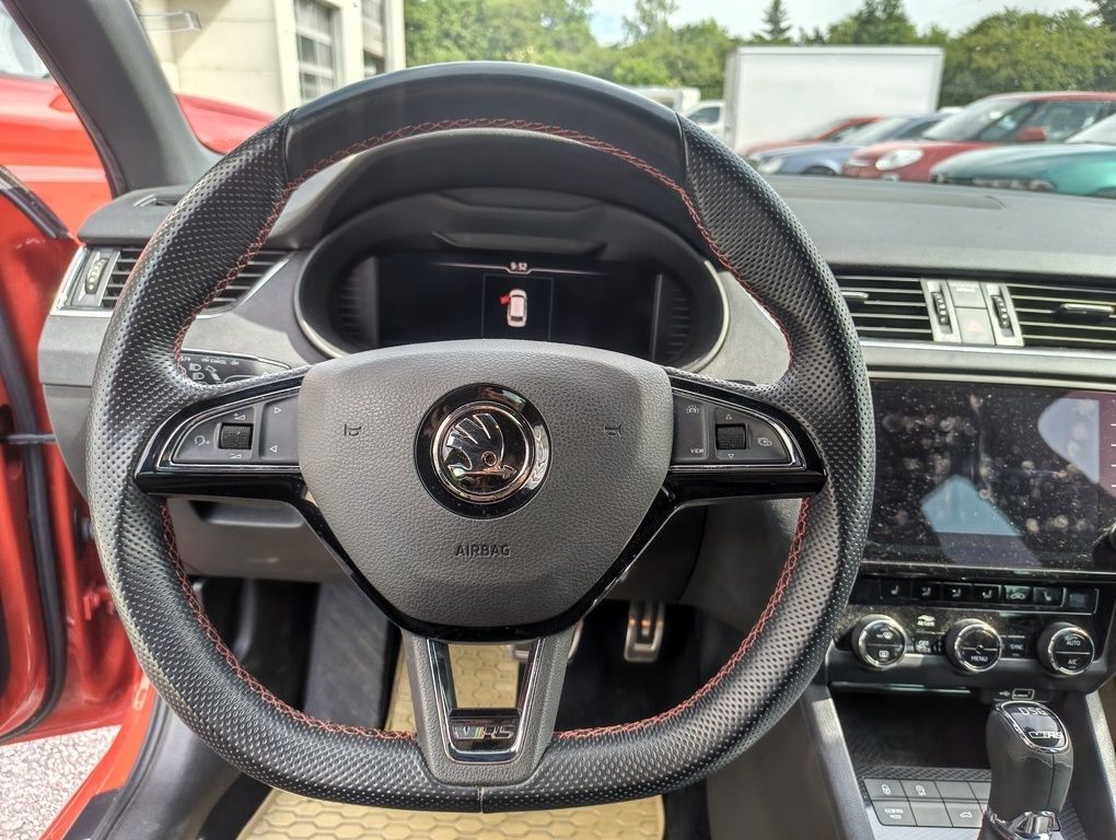 Fahrzeugabbildung SKODA Octavia RS 2.0 TSI (245 PS) DSG + Amundsen + SHZ