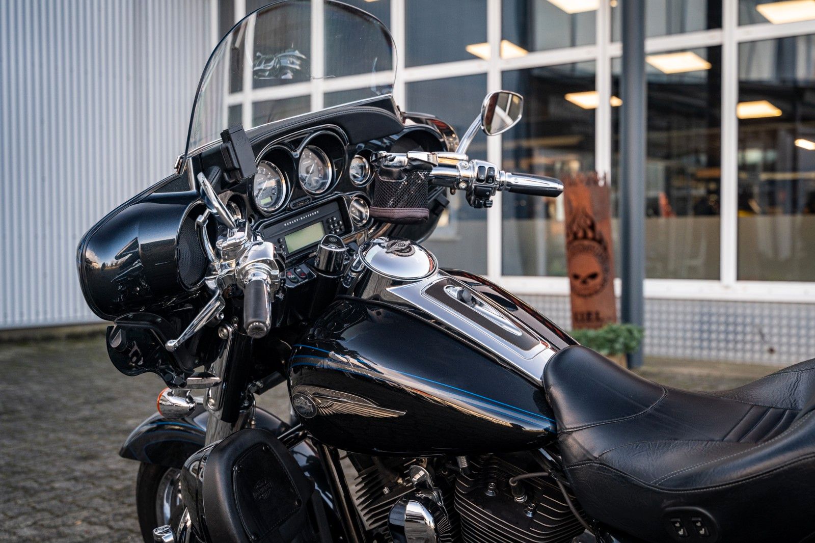 Fahrzeugabbildung Harley-Davidson CVO Ultra Classic Electra Glide 110ANV FLHTCUSE8